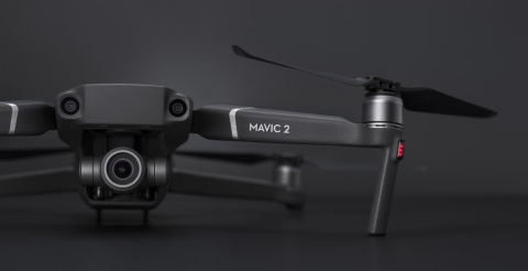 Dron DJI Mavic 2 Zoom (DJI Smart Controller)