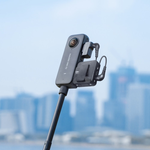 Adapter mikrofonowy Insta360 - Vertical Version Adapter mikrofonowy Insta360 - Vertical Version