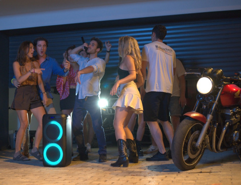 Bezprzewodowy głośnik karaoke 150W Vieta Pro #PARTYHARD