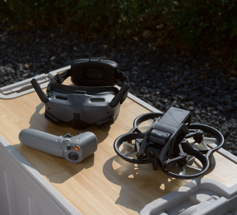 Dron DJI Avata Explorer Combo RC Motion 2 + Gogle Integra