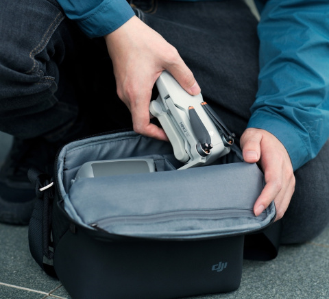 Dron DJI Mini 2 SE Fly More Combo