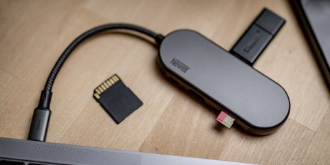 Adapter USB-C SD HDMI Newell