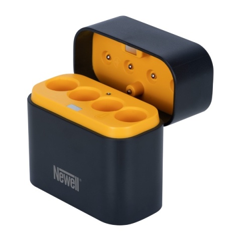 Ładowarka 4-kanałowa do akumulatorów Li-ion + 4 akumulatory Li-ion AA 1,5 V 2200 mAh - Newell