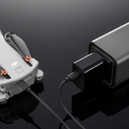 DJI 30W USB-C Charger - Ładowarka sieciowa