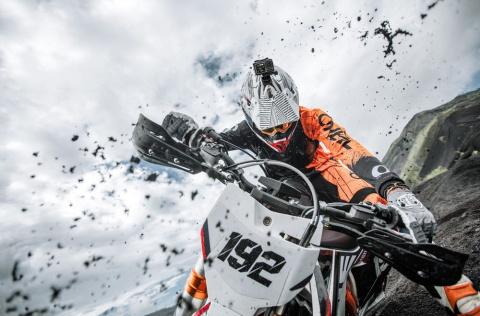 Kamera sportowa DJI Osmo Action + Charging Kit