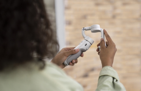 DJI OM 5 (Osmo Mobile 5) Gimbal do smatfonów - biały