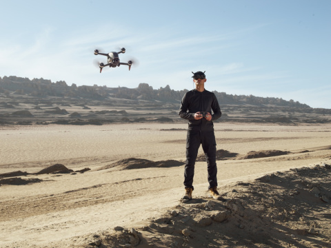 Dron DJI FPV Combo + Fly More Kit + Motion Controller + 2-letnie ubezpieczenie